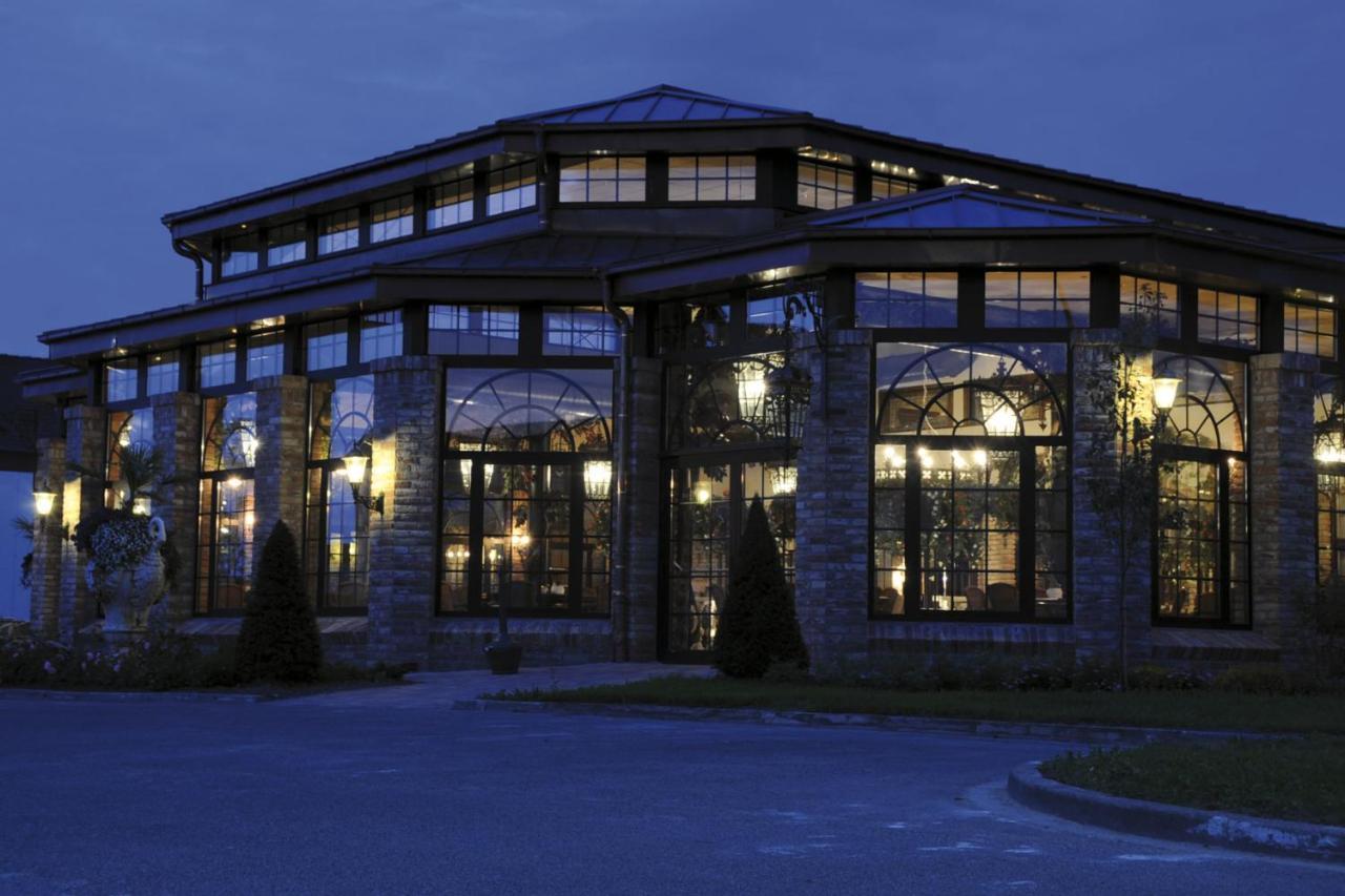 Dorf Wangerland Hotel Шилиг Екстериор снимка