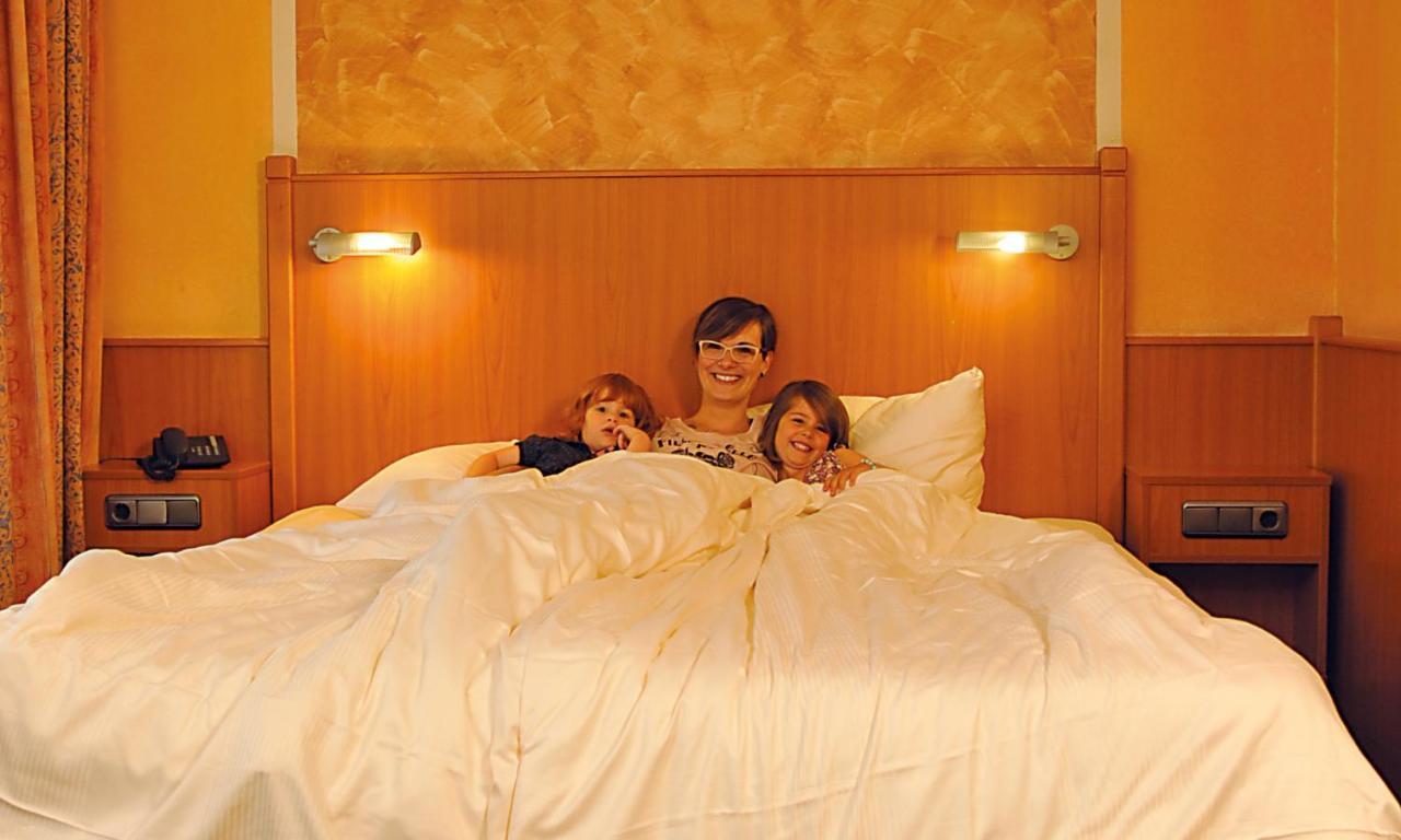 Dorf Wangerland Hotel Шилиг Екстериор снимка