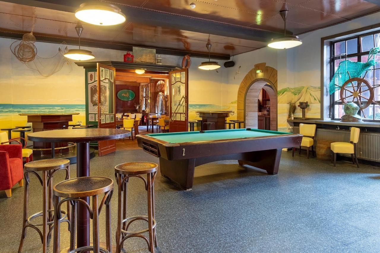 Dorf Wangerland Hotel Шилиг Екстериор снимка