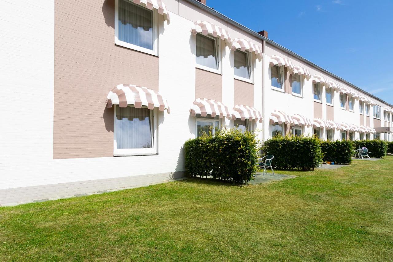 Dorf Wangerland Hotel Шилиг Екстериор снимка