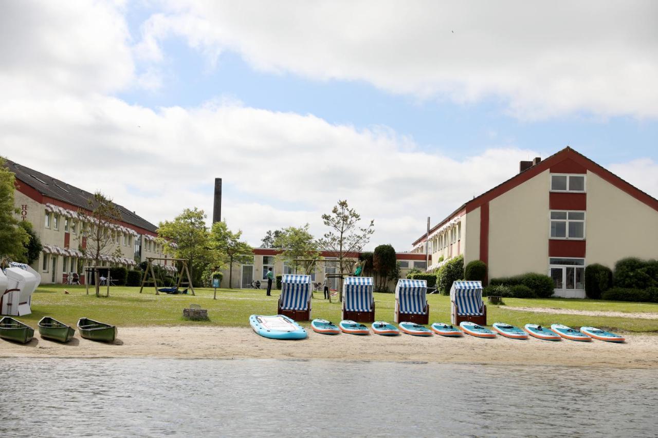 Dorf Wangerland Hotel Шилиг Екстериор снимка