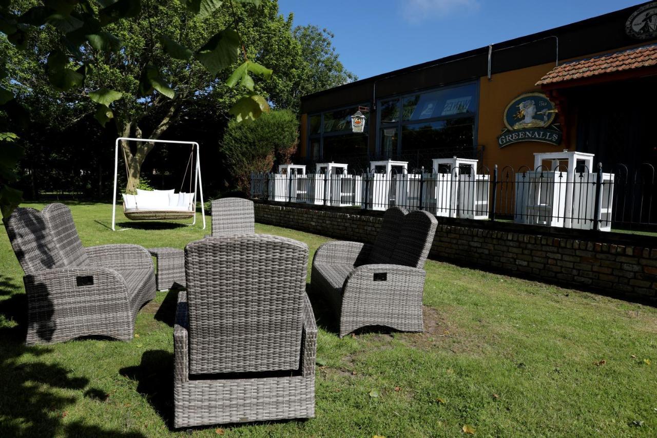 Dorf Wangerland Hotel Шилиг Екстериор снимка