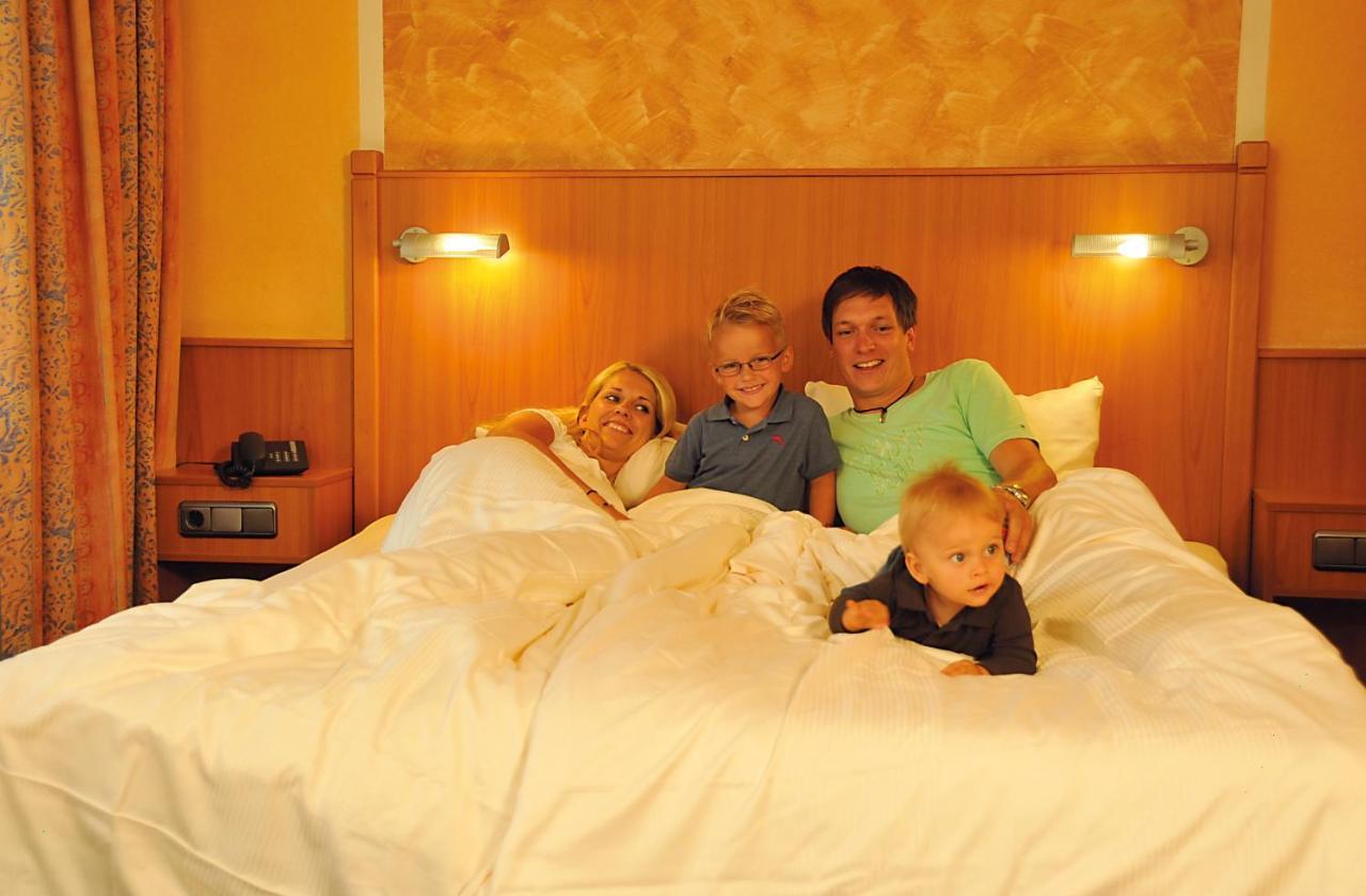 Dorf Wangerland Hotel Шилиг Екстериор снимка